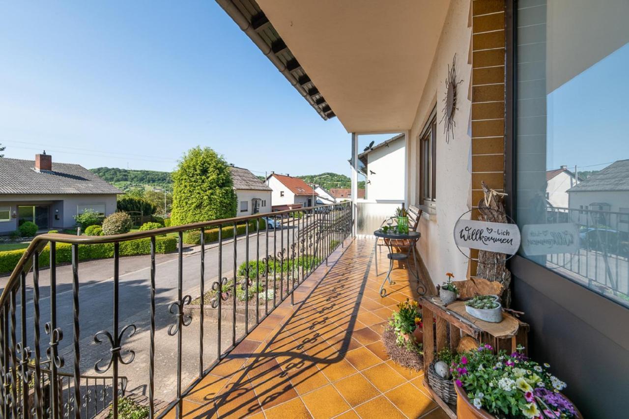 Ferienwohnung Am Steinchen Mettlach Exterior foto